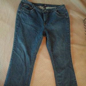 straight leg jeans